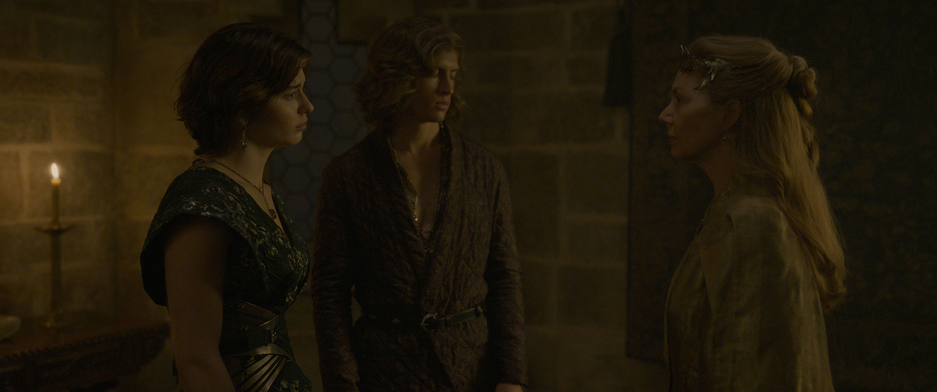 Kit and Airk being talked to by Sorsha